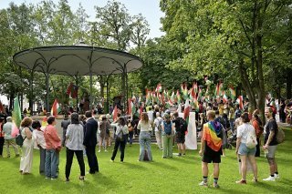 Des manifestants ont commémoré samedi à Bâle le premier anniversaire de la mort de Mahsa Amini, devenue l'icône de la contestation iranienne.
